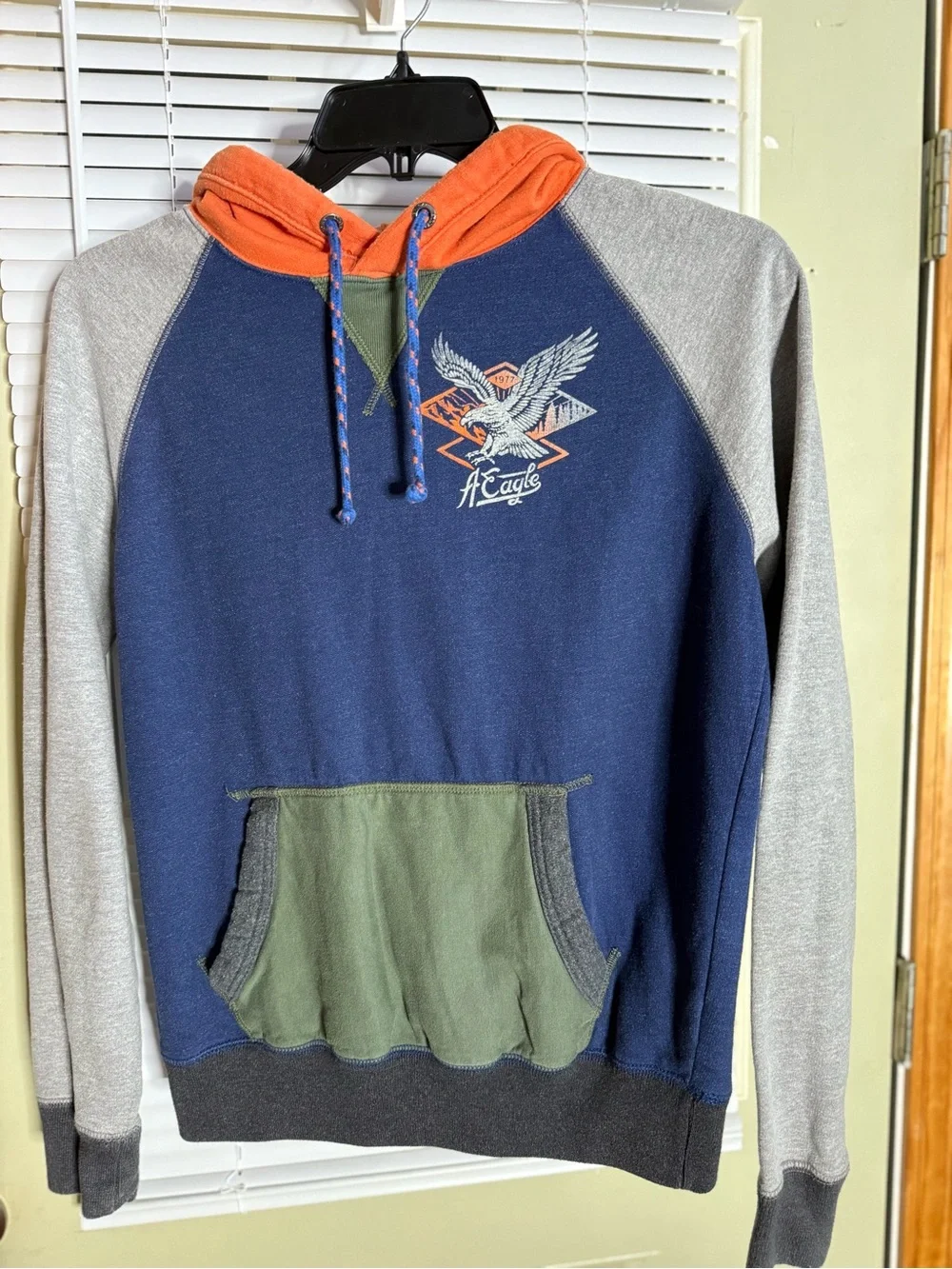 Vintage American Eagle Men's Navy, Gray & Orange Colorblock Hooded Sweatshirt. S